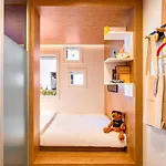 Hotel Bunk