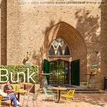 Ξενοδοχείο Bunk 3*
