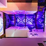 Ξενοδοχείο Bunk 3*